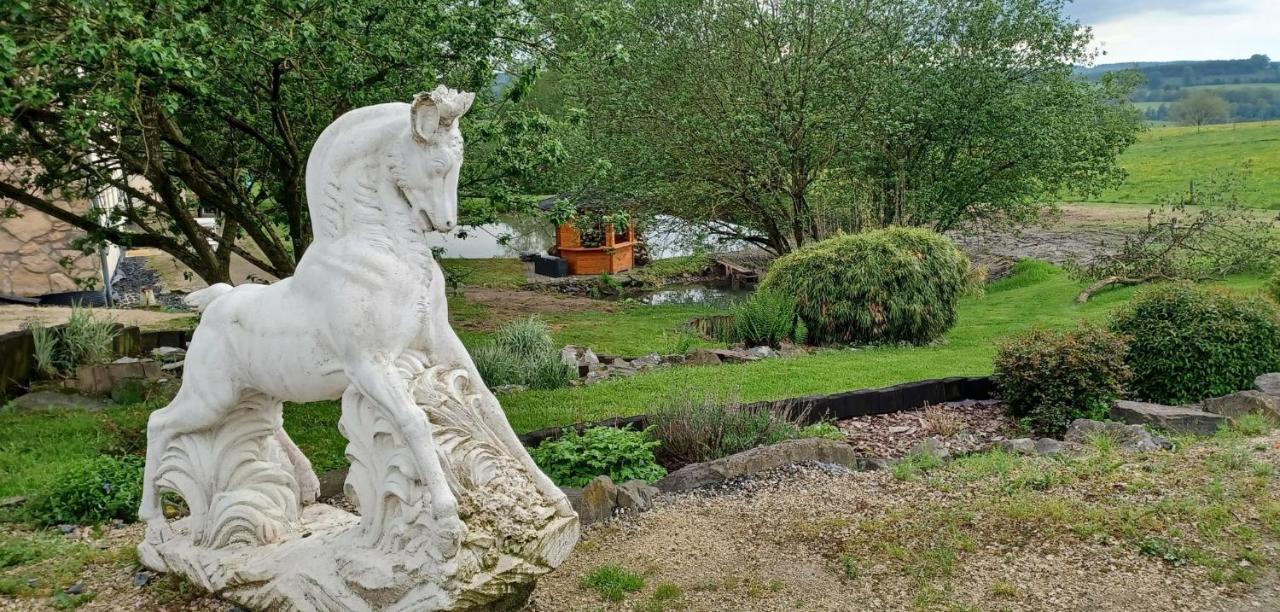 Gite Du Cheval Blanc A Houmont سينت اوده المظهر الخارجي الصورة